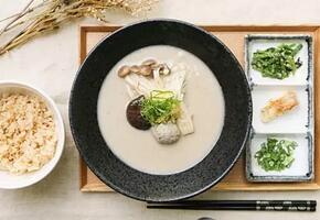 一碗湯開了70余家店的故事